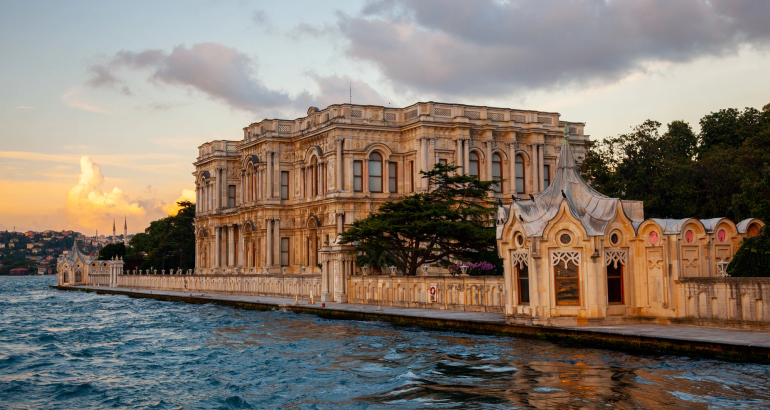 bosphorus-and-beylerbeyi-palace